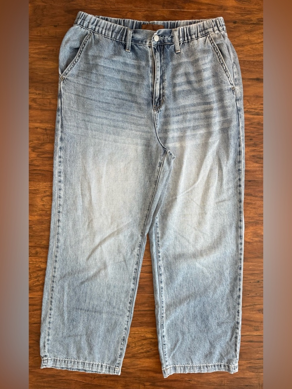 Judy Blue Featherweight Baggy Jeans High
Elastic Waist Hemp Blend Wide Leg 11